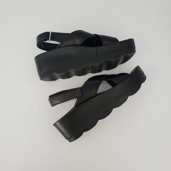 Prada Cloudbust Black Leather Sandles with Chunky Platform Heels - Picture 6 of 10